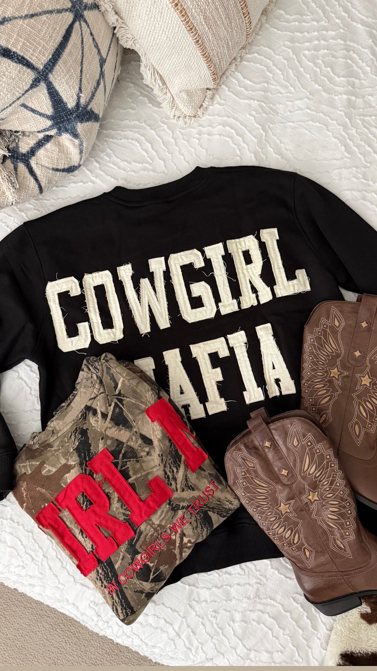 Black Cowgirl Mafia Distressed Letter Crew