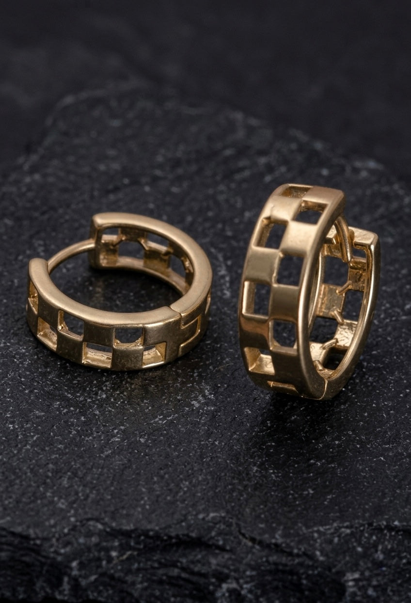 Check Cutout Huggies