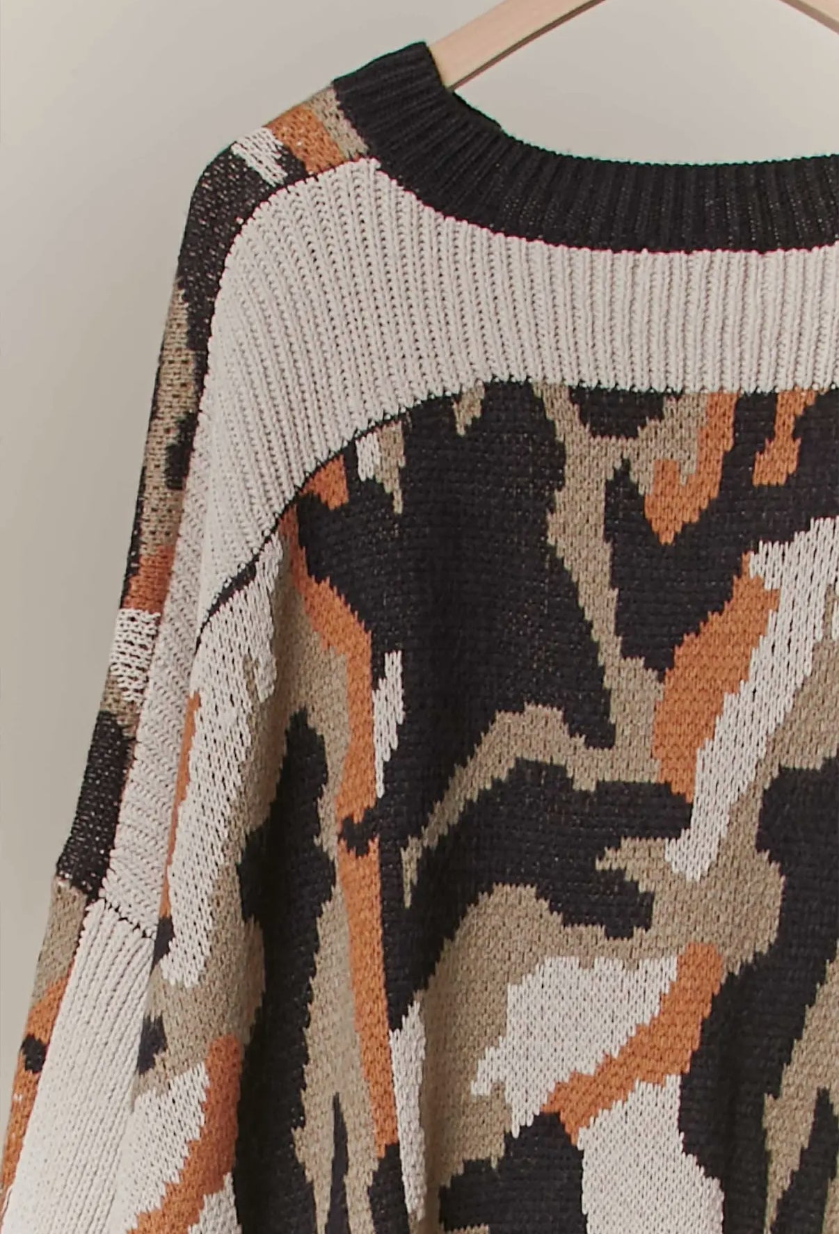 Desert Rebel Camo Pullover