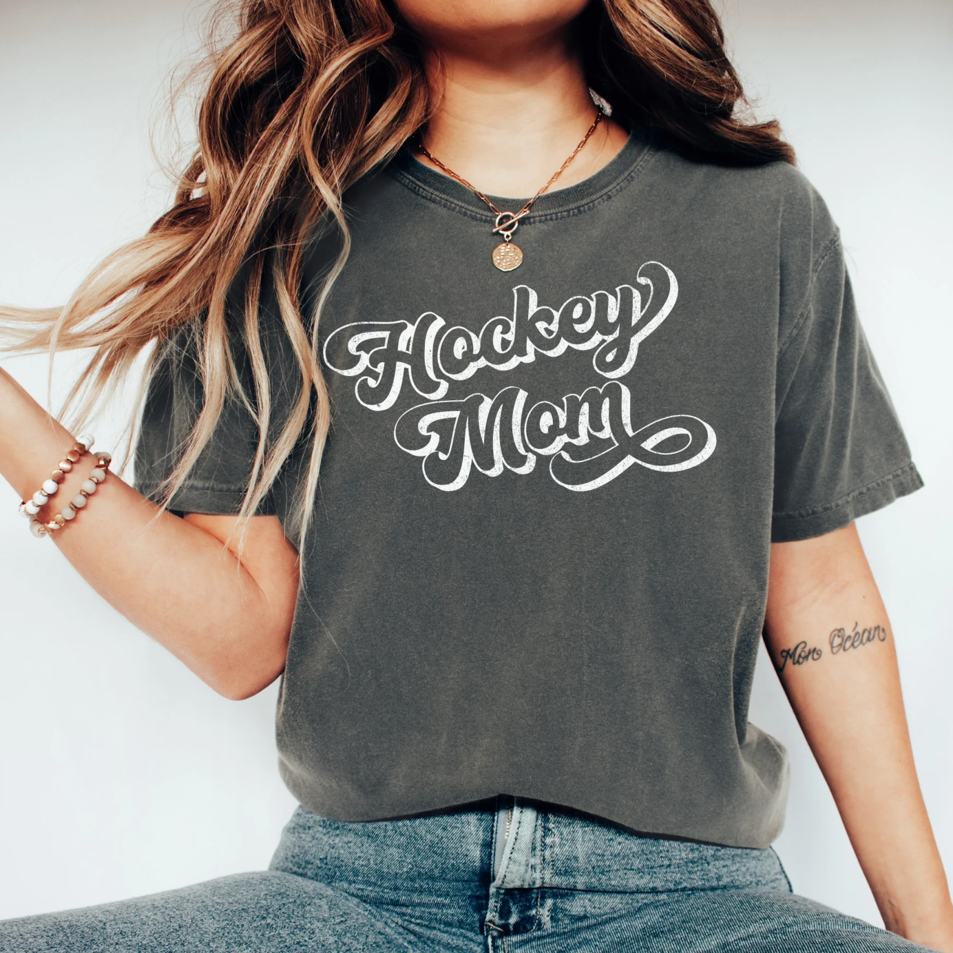 Retro Distressed Hockey Mom Graphic Tee